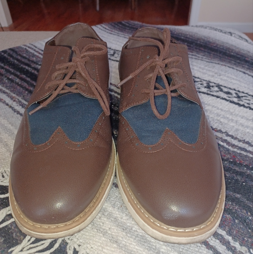 Men's casual shoes